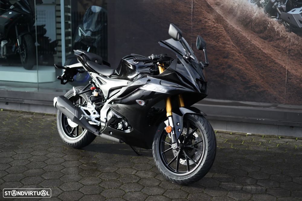 Yamaha YZF R-125 - 2