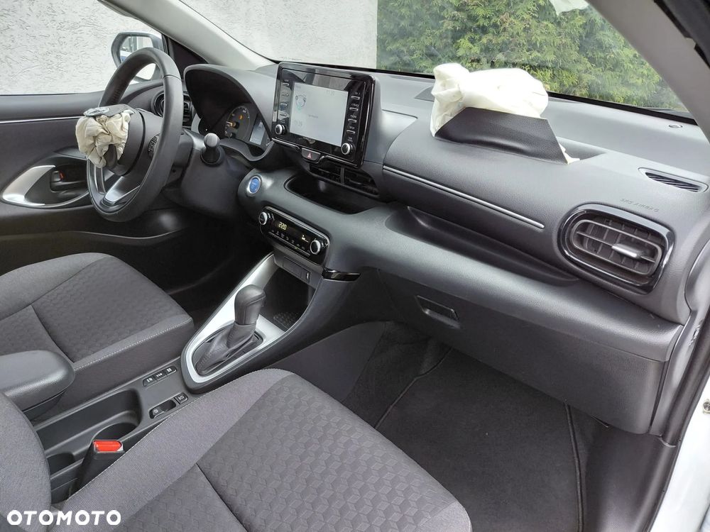 Toyota Yaris - 13