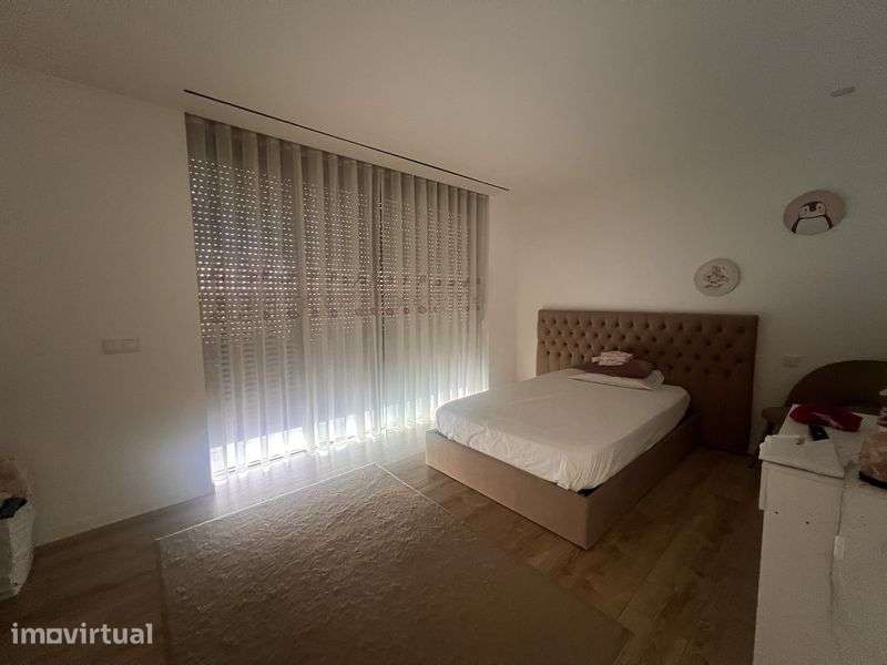 Moradia Térrea LuxoT3 | piscinaaquecida - Grande imagem: 3/12
