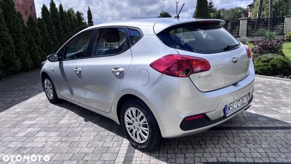 Kia Ceed - 5