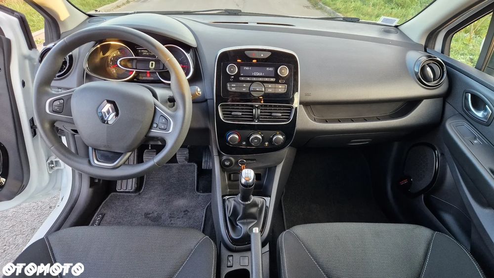Renault Clio 0.9 TCe Limited - 12