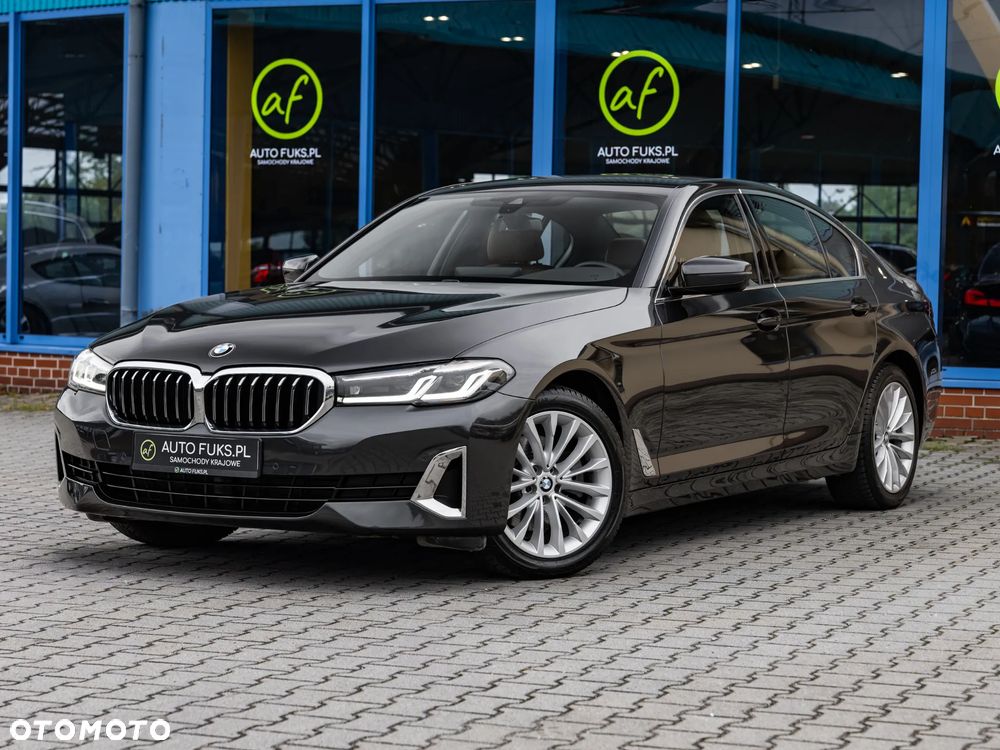 BMW Seria 5 2022 photo 2