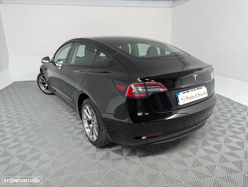 Tesla Model 3 Long Range Tração Traseira - 18