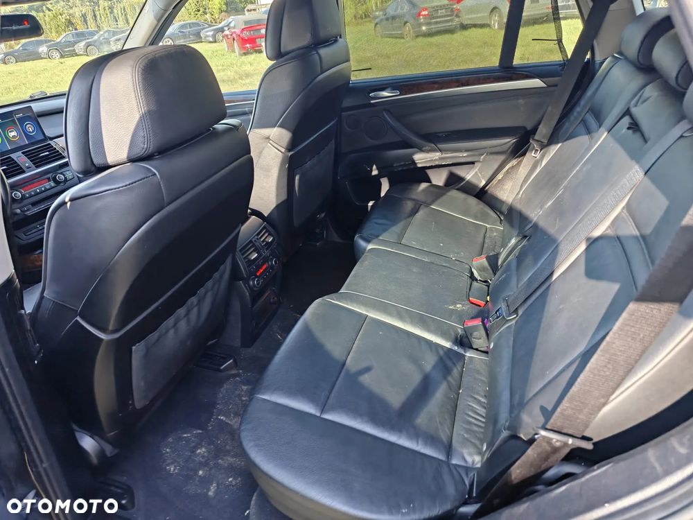 BMW X5 xDrive35i Edition Exclusive - 9
