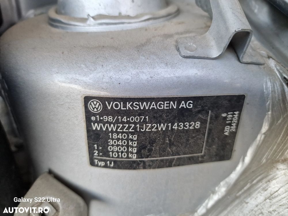 Volkswagen Golf - 18
