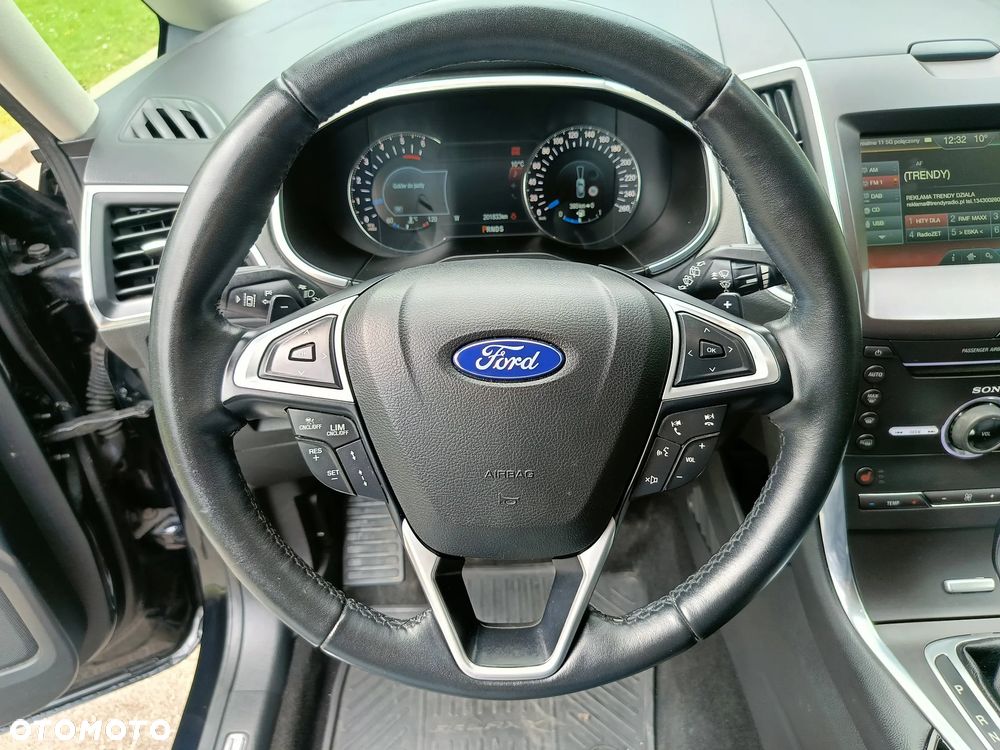 Ford Galaxy - 15