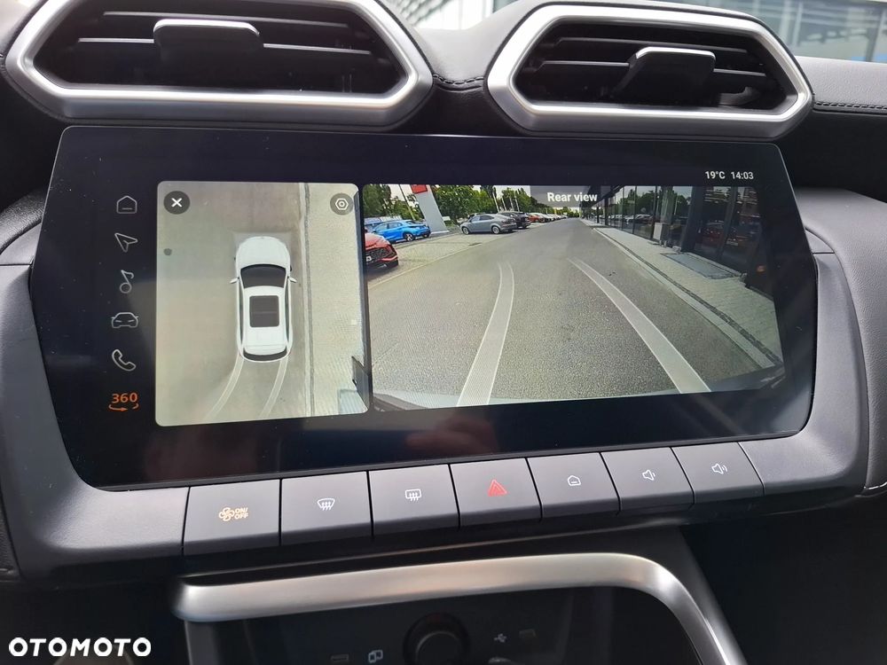 MG ZS Hybrid+ - 16