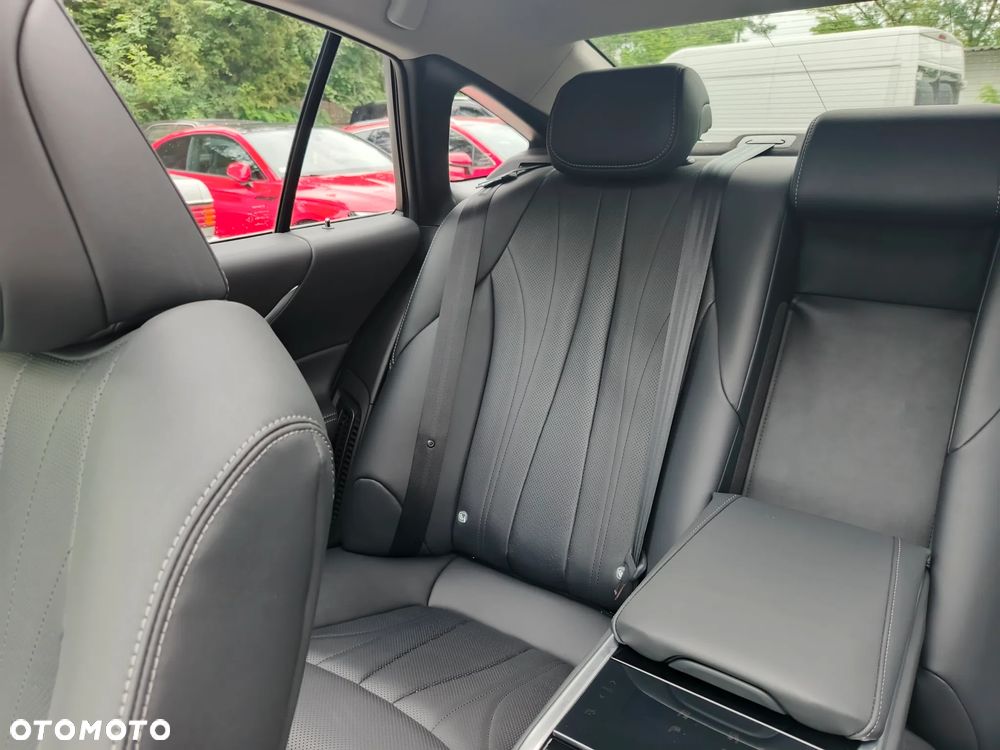 Toyota Mirai Advanced - 10