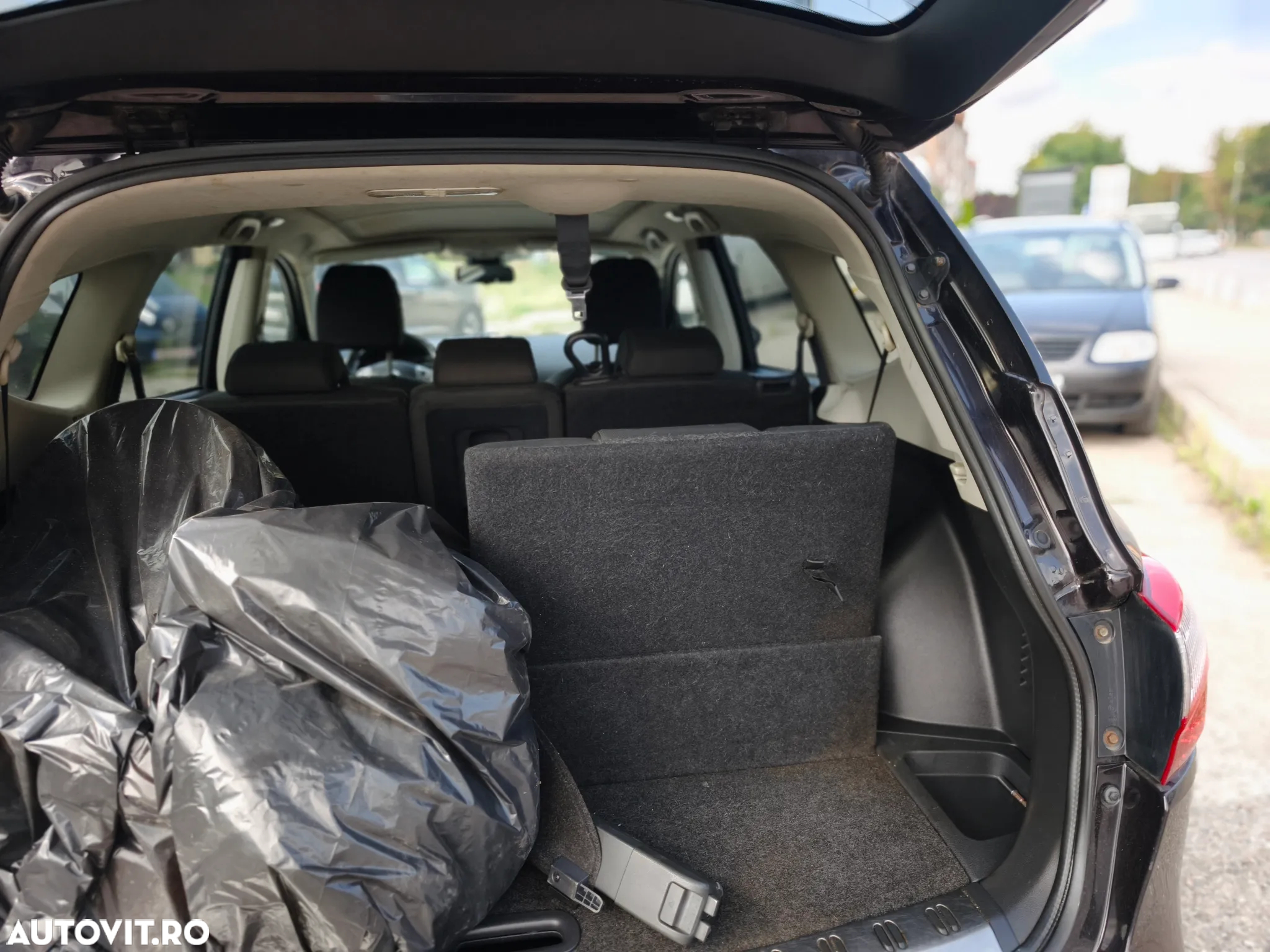 Nissan Qashqai+2 - 8