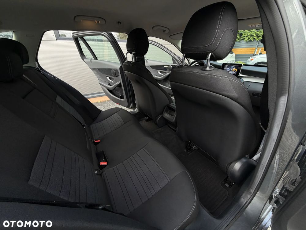 Mercedes-Benz Klasa C 200 9G-TRONIC - 17