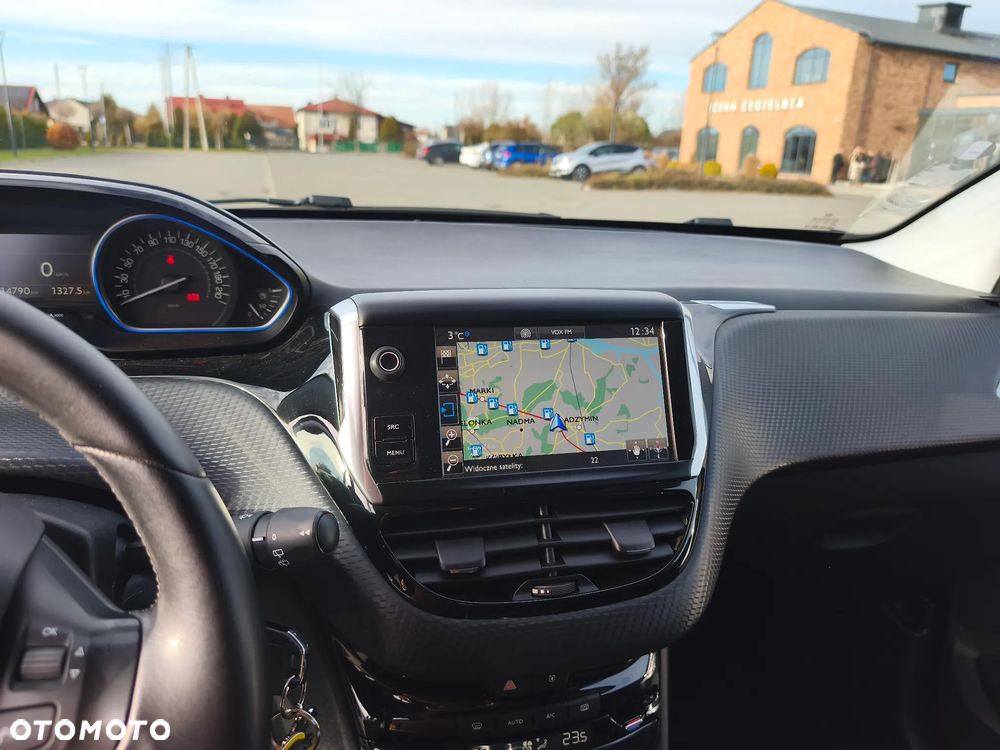 Peugeot 2008 PureTech 130 GPF Stop&Start Allure - 34