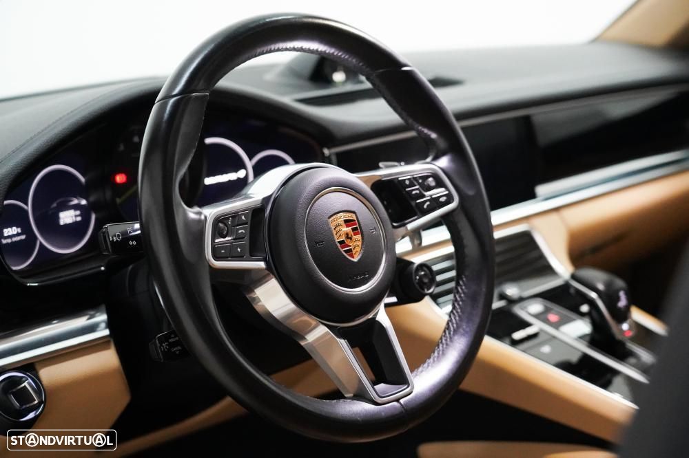 Porsche Panamera 4 E-Hybrid — fotografia 9
