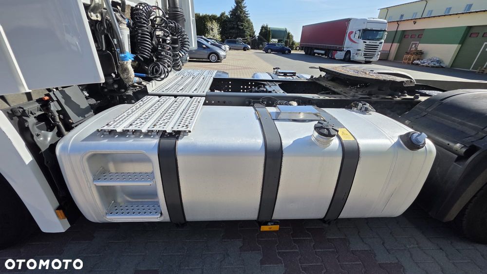 Mercedes-Benz Actros 1851 - 9