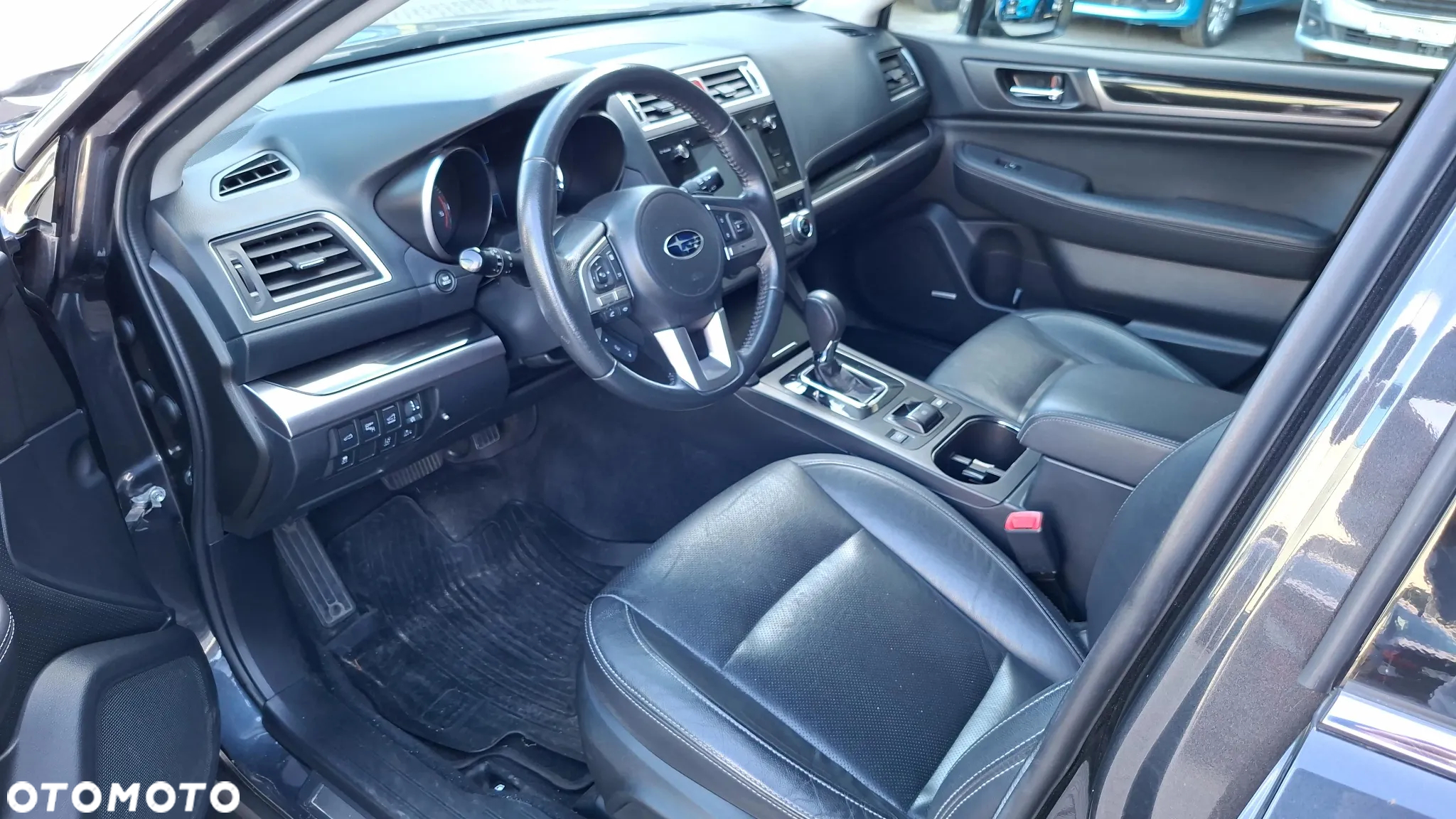 Subaru Outback 2.0D Exclusive Lineartronic - 16
