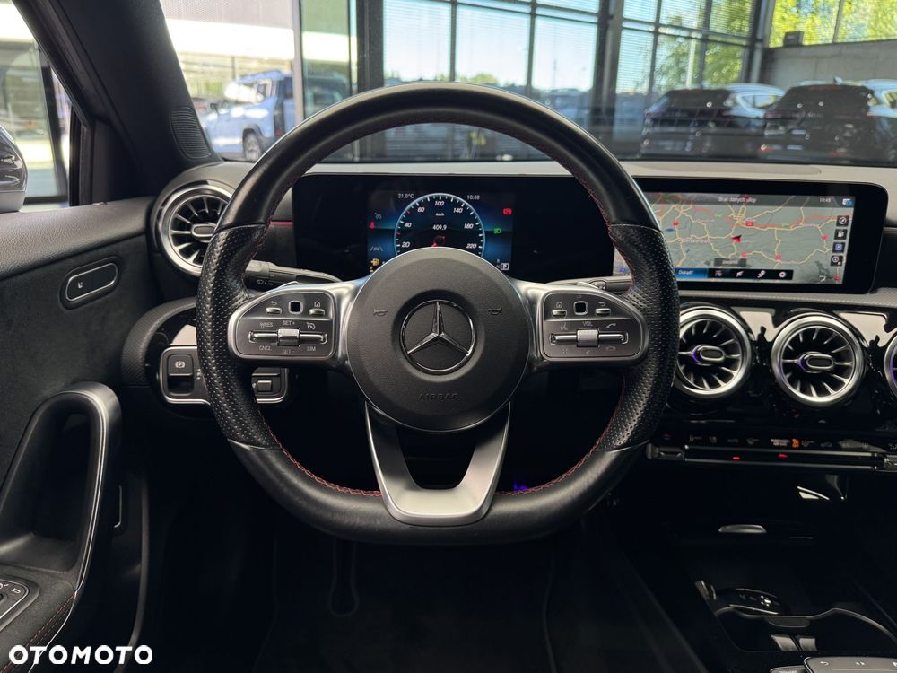 Mercedes-Benz Klasa A 200 AMG Line 7G-DCT - 17