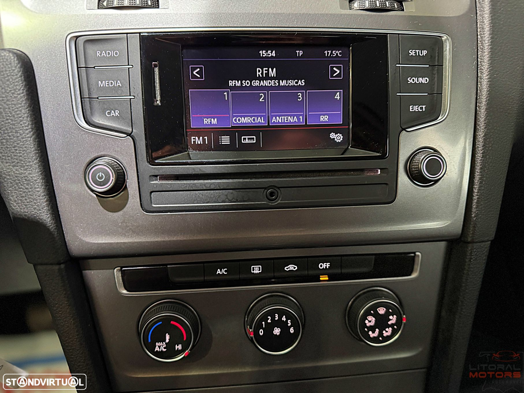 VW Golf Variant 1.6 TDi Confortline - 26