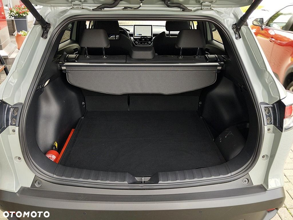Toyota Corolla Cross - 10