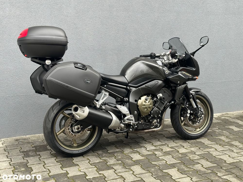 Yamaha FZ - 4