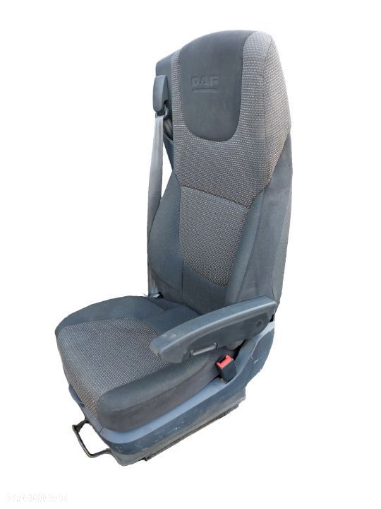 FOTEL PASAŻERA KOMPLETNY DAF XF 106 - 2