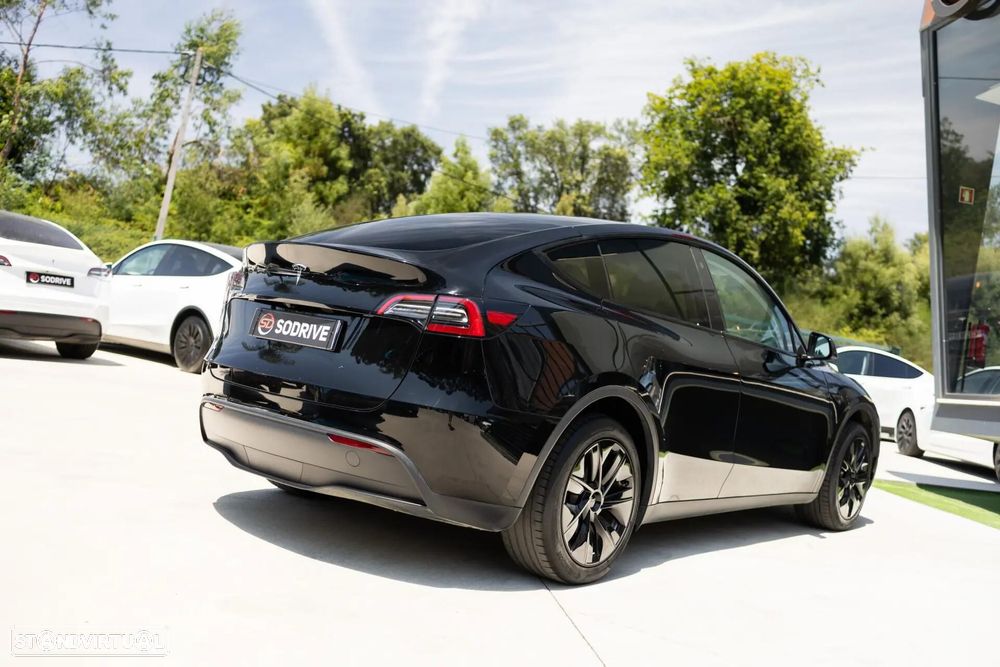 Tesla Model Y Standard - 20