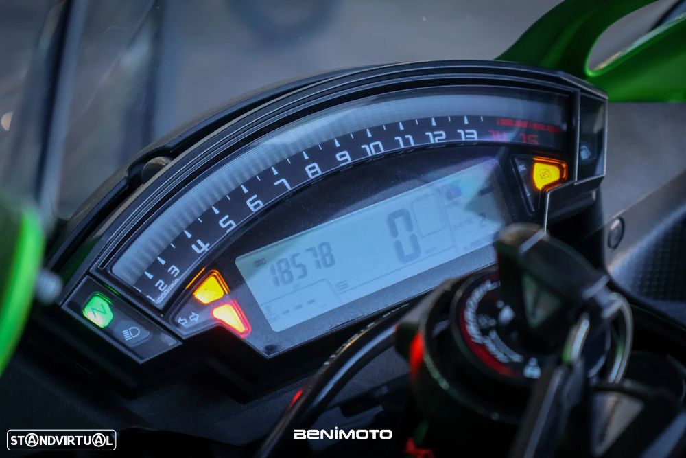 Kawasaki ZX 10R - 10
