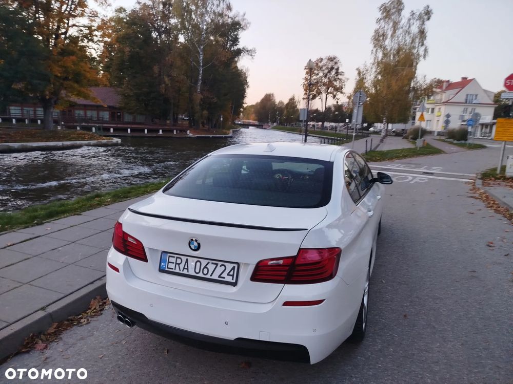 BMW 5GT - 3