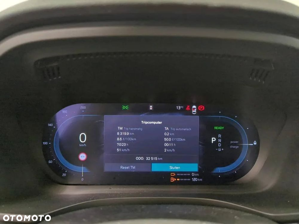 Volvo XC 60 T6 Plug-In Hybrid AWD Plus Black Edition - 12