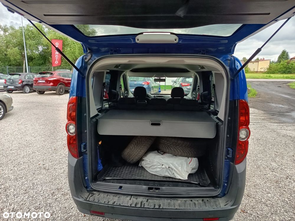 Opel Combo 1.4 Cosmo Eu6 - 29