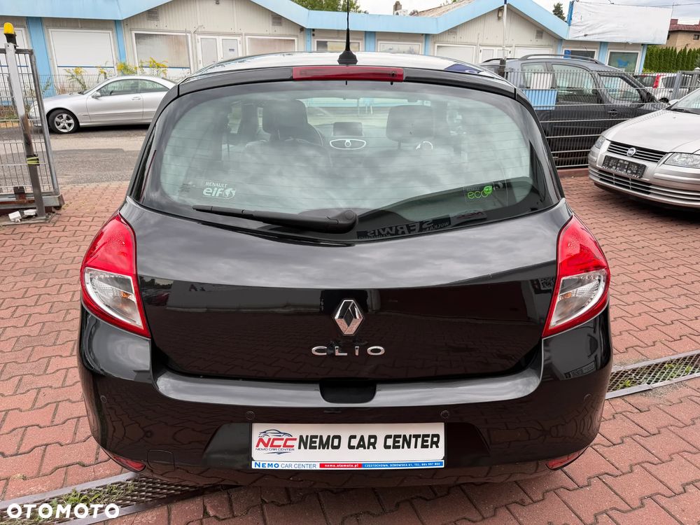 Renault Clio 1.2 16V Tech Run - 9