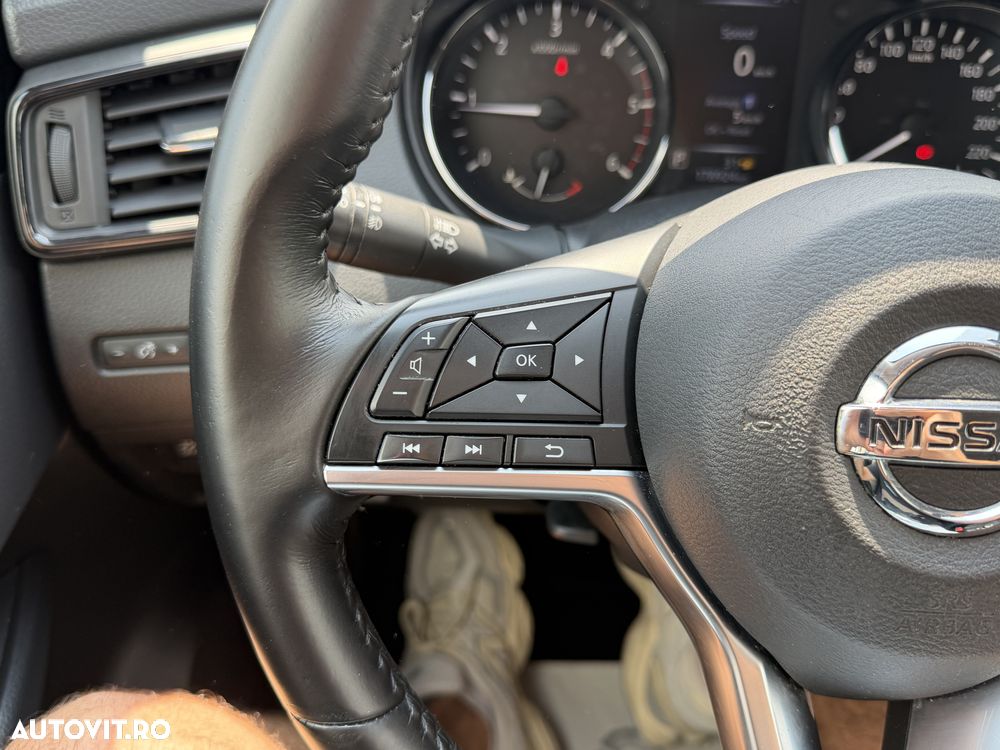 Nissan X-Trail 2.0 dCi ALL-MODE 4x4i Xtronic N-Connecta - 24