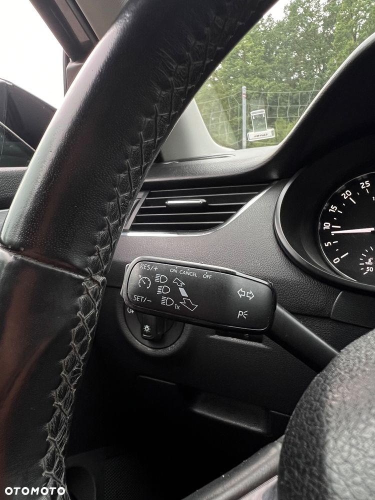 Skoda Octavia 1.6 TDI Elegance DSG - 20