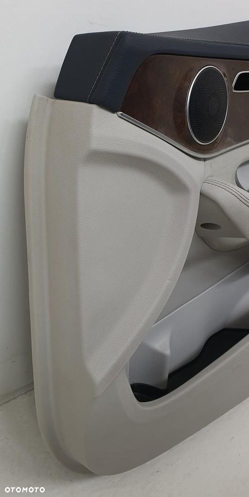 TAPICERKA BOCZEK DRZWI PRAWY PRZÓD MERCEDES W205 A2228200202 EUROPA - 4