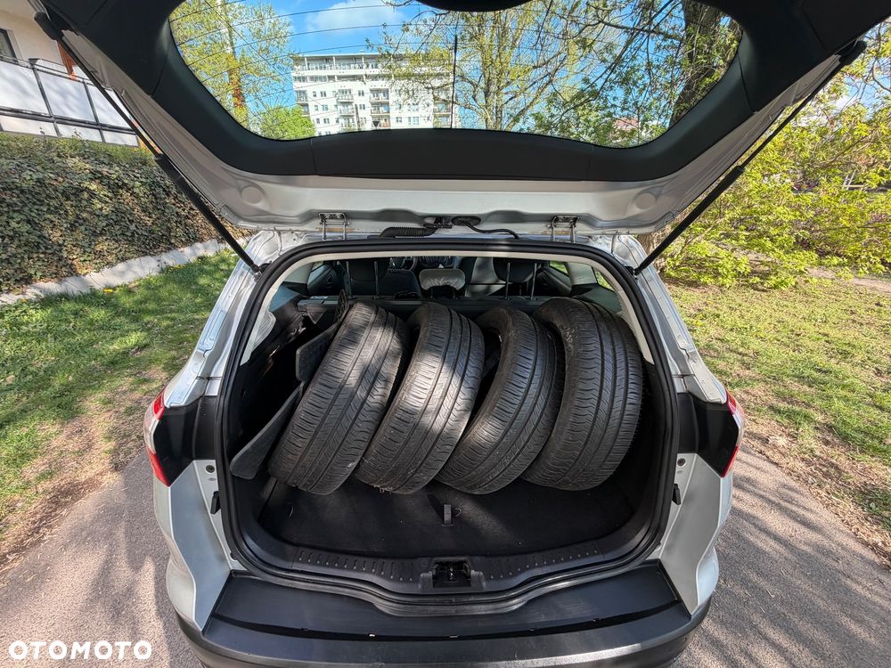 Ford Focus 1.6 Trend - 9