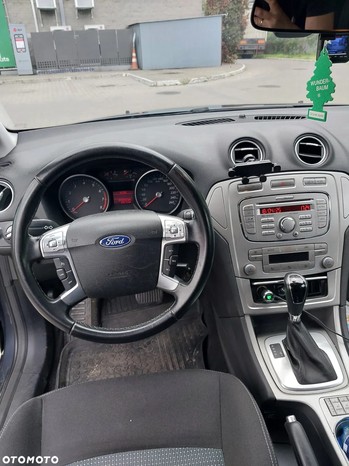 Ford Mondeo 2.3 Ghia - 6
