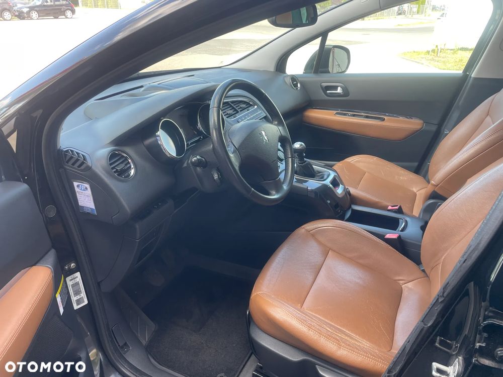 Peugeot 5008 155 THP Family Plus - 21