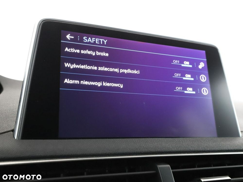 Peugeot 3008 BlueHDi 130 Stop & Start EAT8 Allure Business-Paket - 25