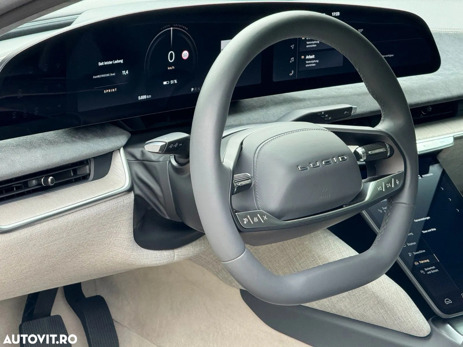 Lucid Air - 11
