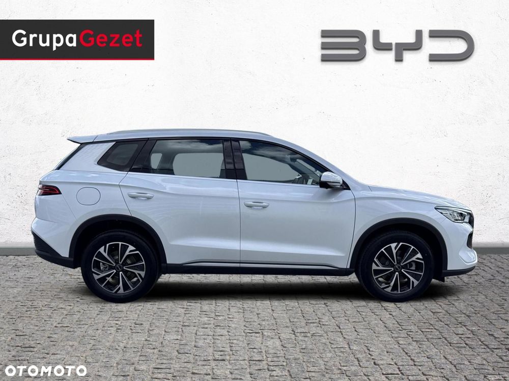 BYD Sealion 5 - 6