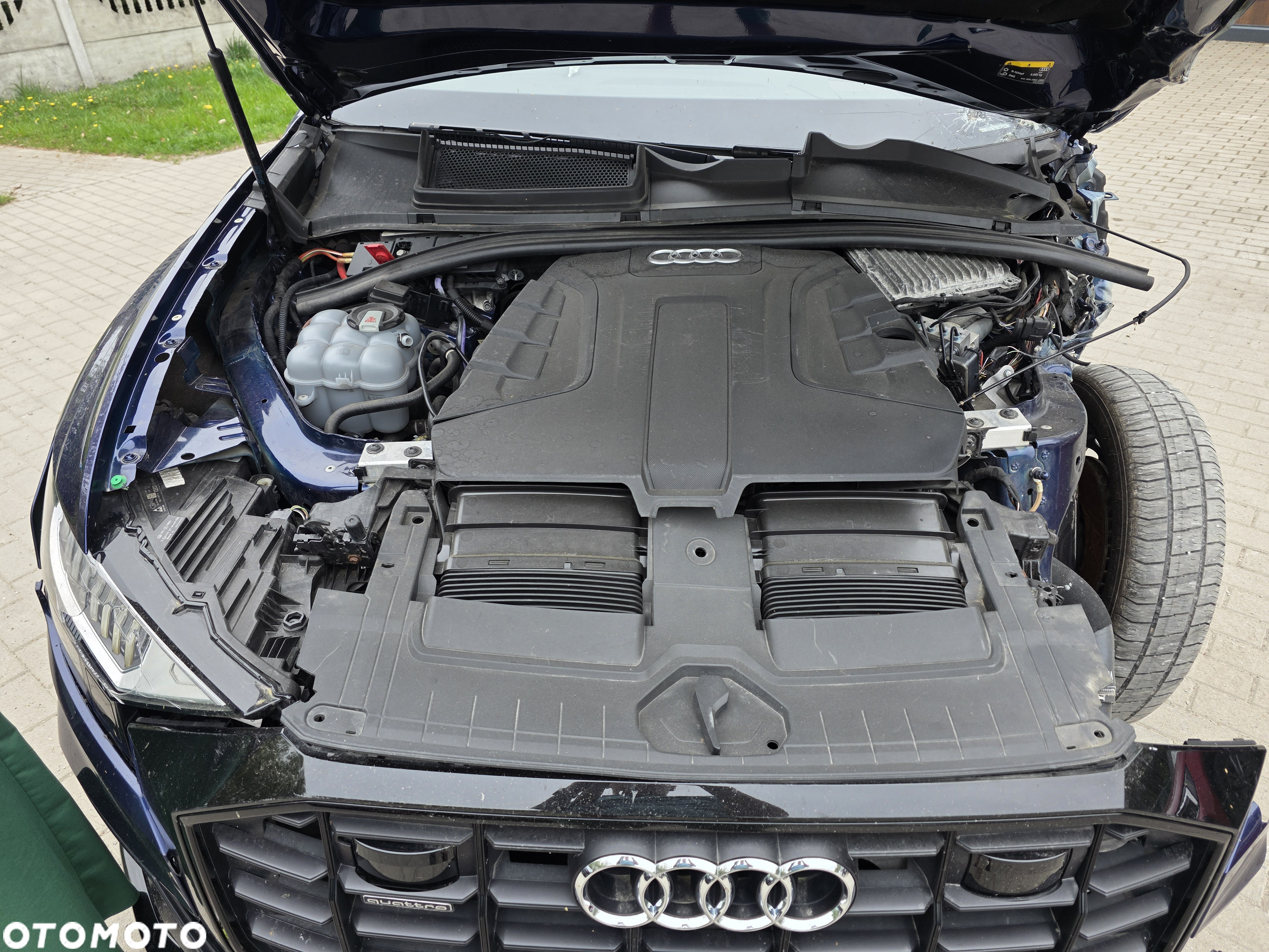 Audi Q8 - 10