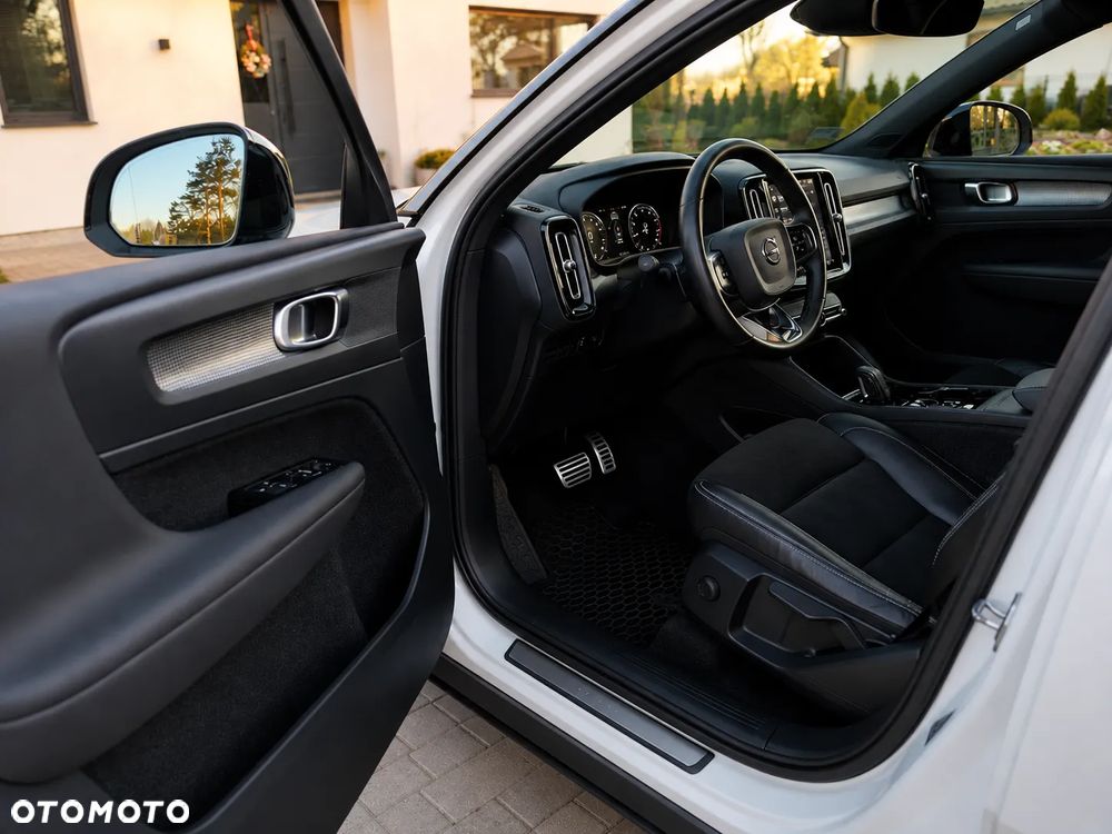 Volvo XC 40 T3 R-Design - 5