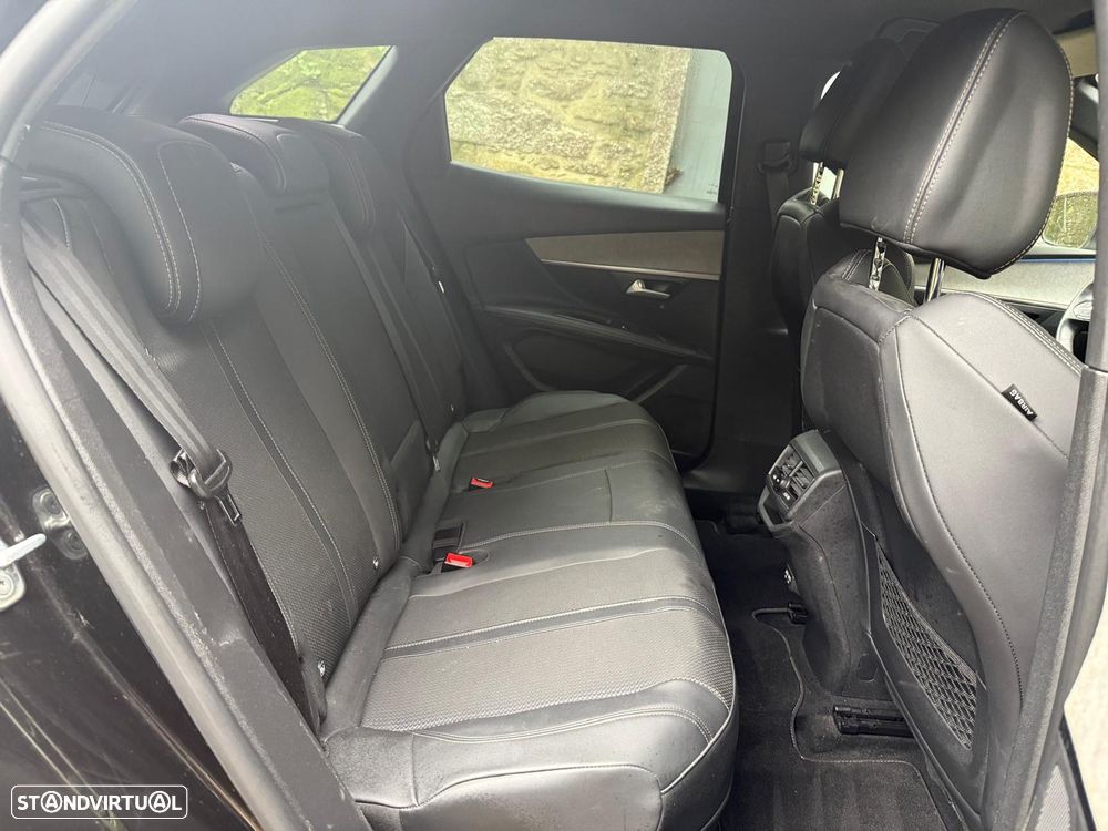 Peugeot 3008 1.6 Hybrid GT Pack e-EAT8 - 9