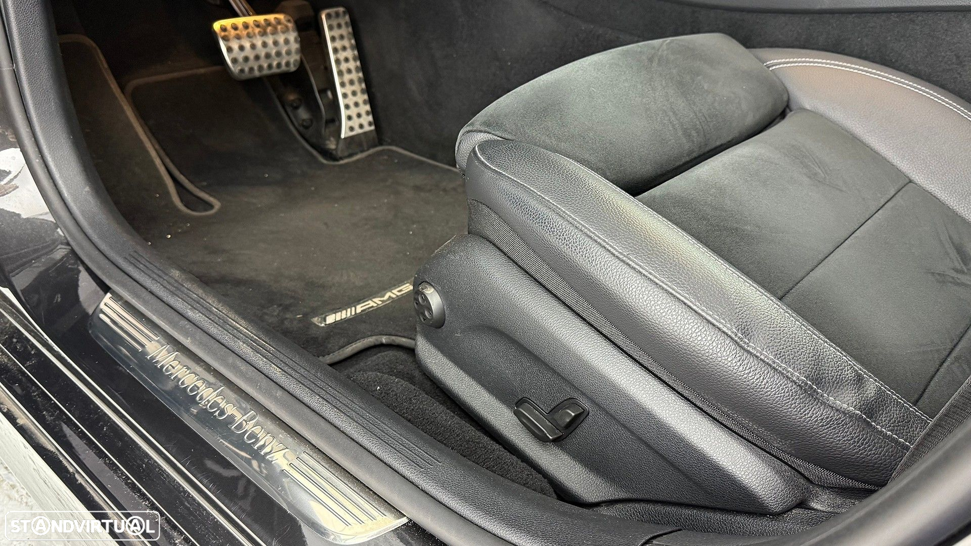 Mercedes-Benz E 300 de AMG Line - 28