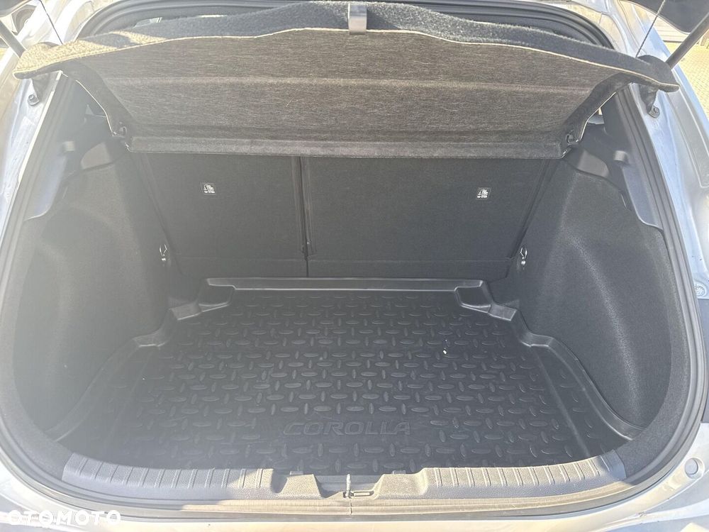 Toyota Corolla 1.8 Hybrid Style - 12