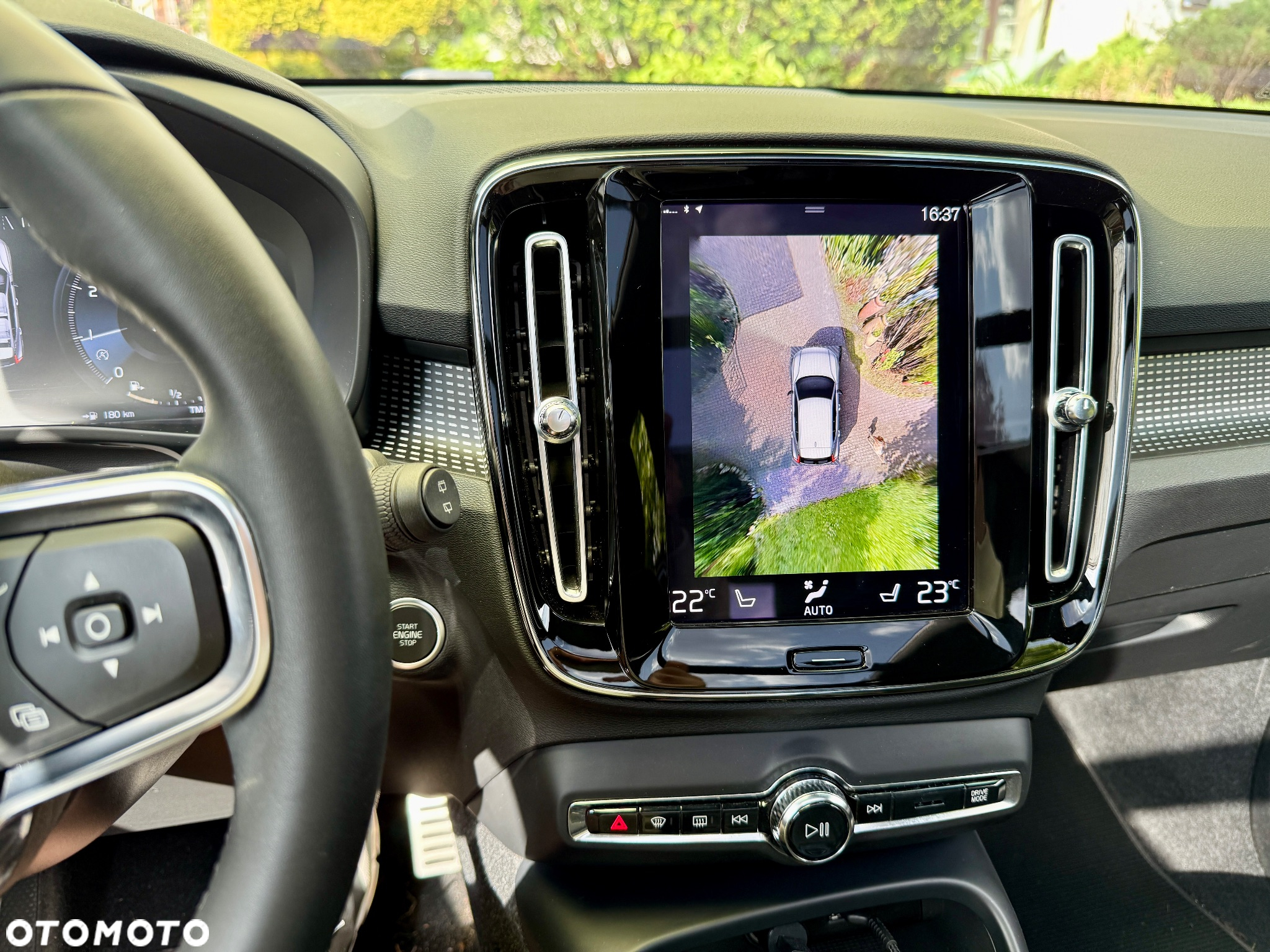 Volvo XC 40 T3 R-Design - 13