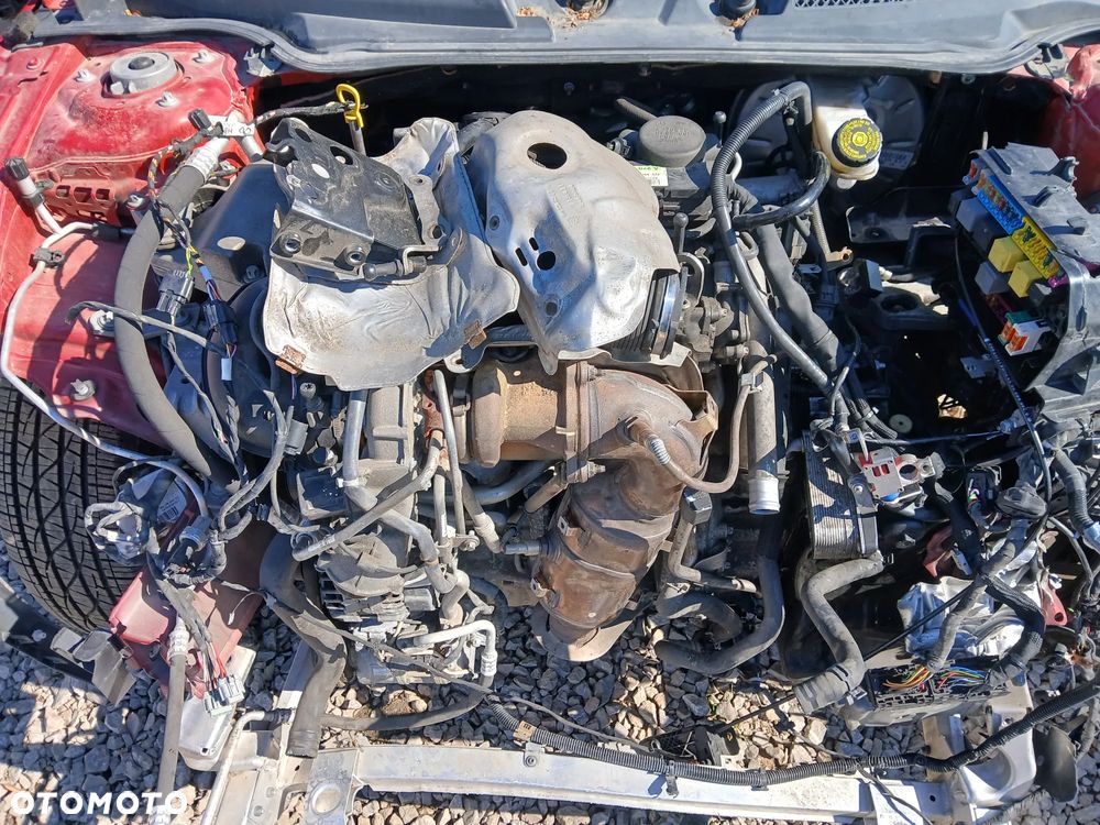 infiniti QX30 silnik 2.0T DOHC 211 KM skrzynia napęd sanki belka wahacz wahacze zacisk zaciski - 3