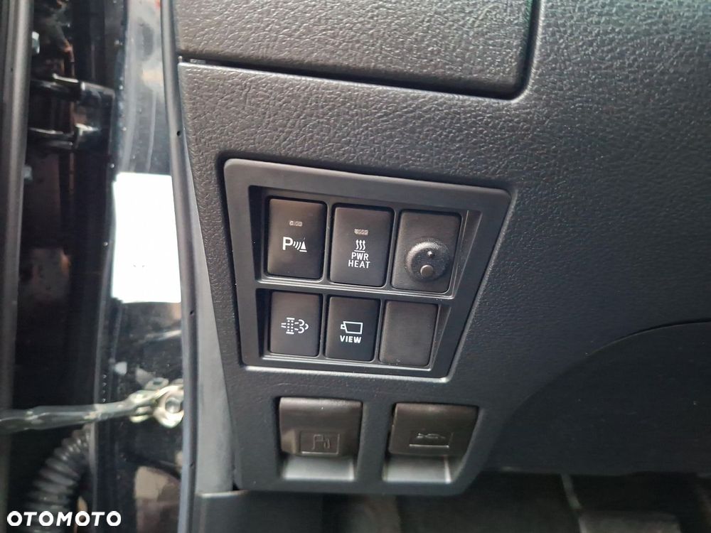 Toyota Hilux 2.8 D-4D Double Cab Invincible 4x4 - 20