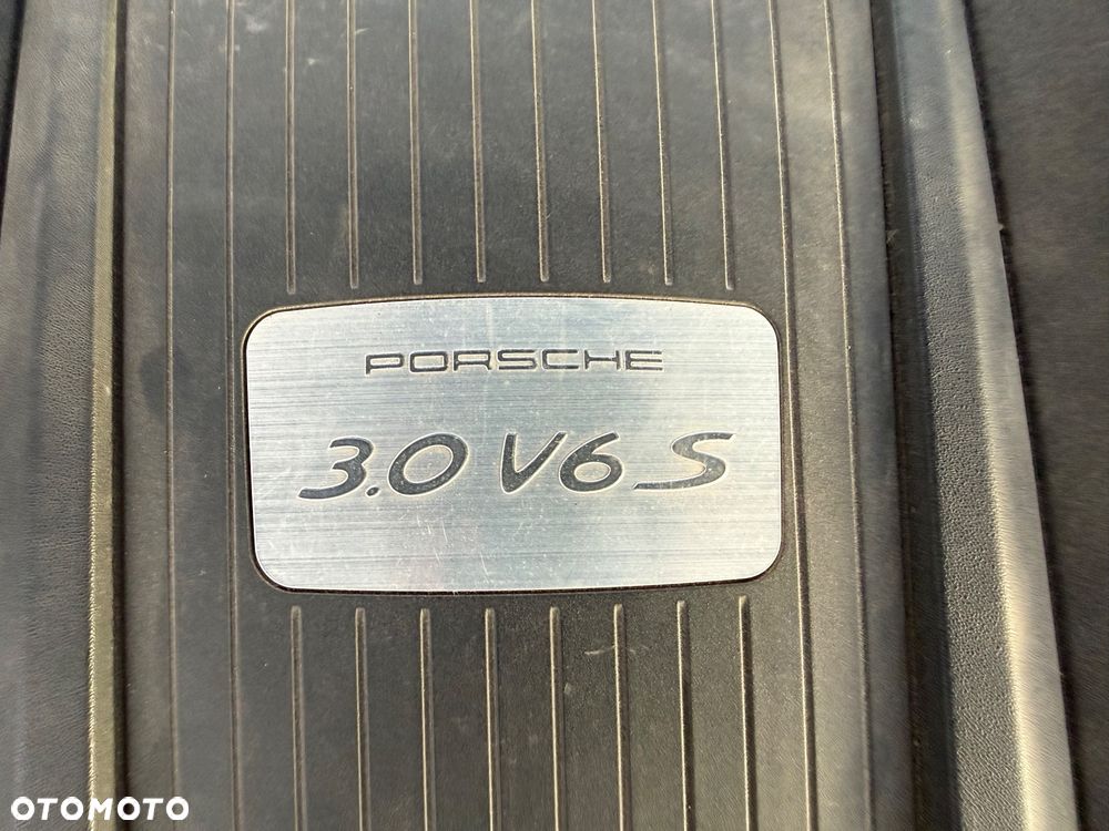 Porsche Macan S - 27