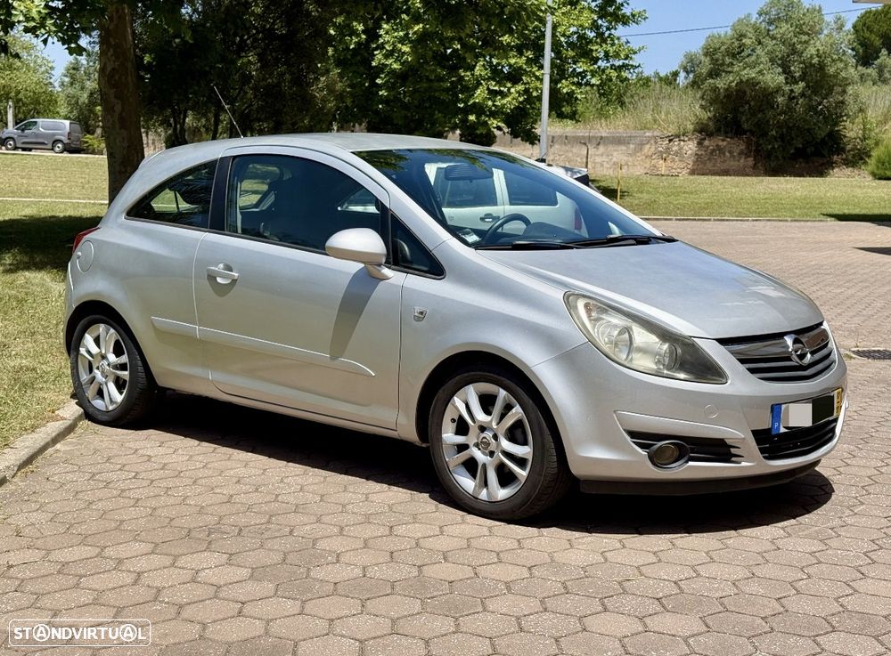Opel Corsa 1.2 16V Enjoy - 4