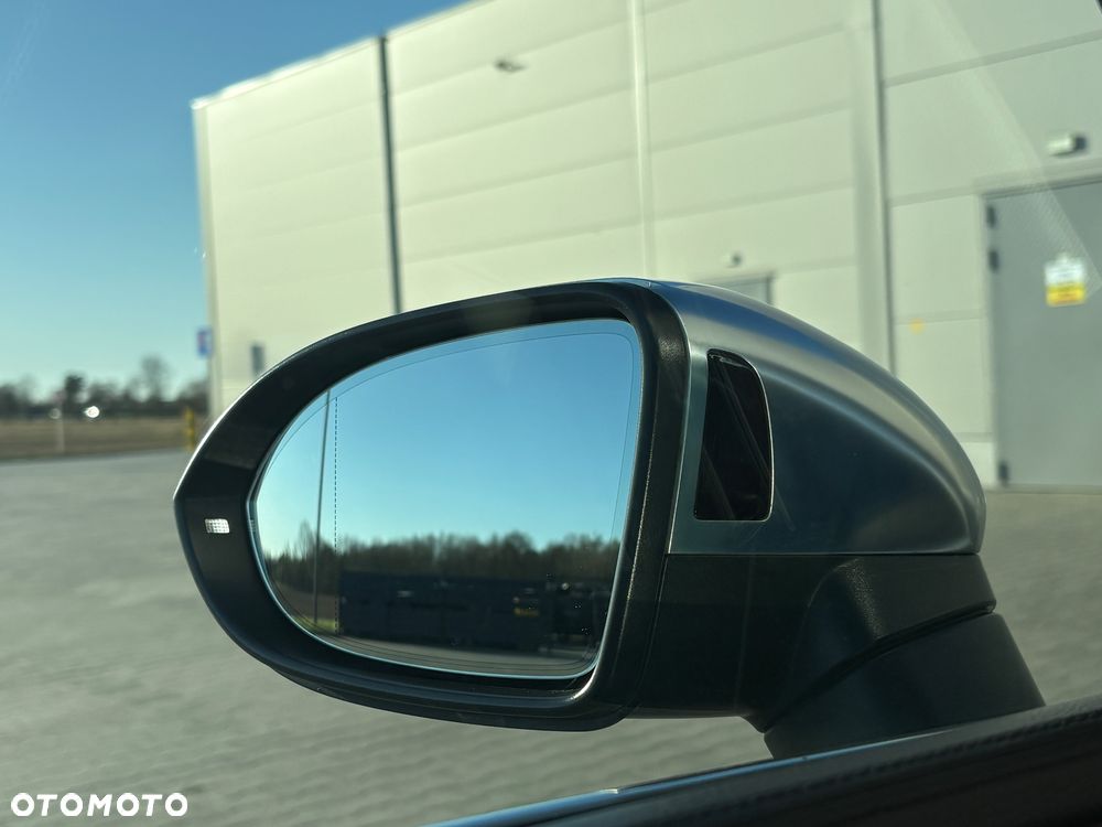 Volkswagen Arteon Shooting Brake 2.0 TDI SCR 4Motion DSG Elegance - 29