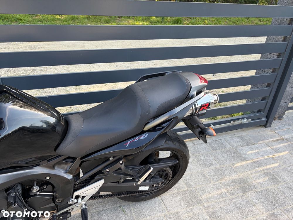 Yamaha FZ6 - 5